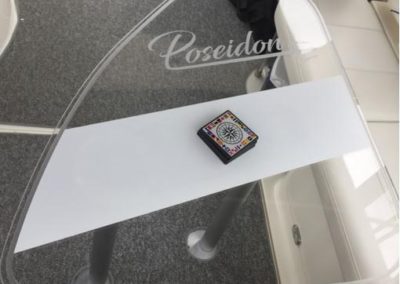 Découpe de plexi