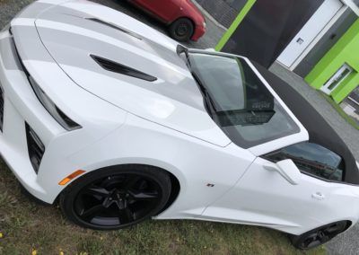 Lettrage partiel d’une voiture Mustang