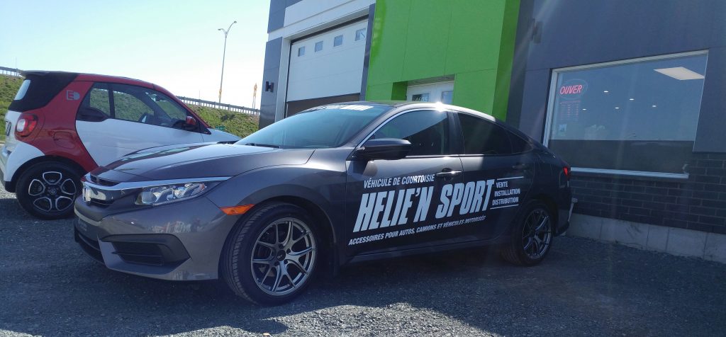 Lettrage de deux véhicules – Helie’n Sport