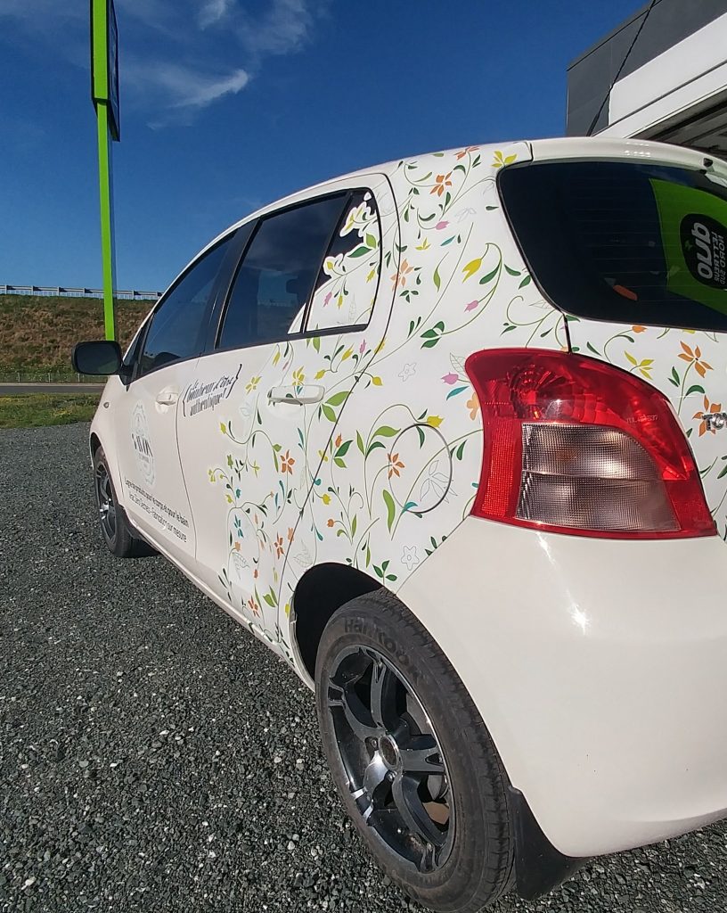 Impression et installation du lettrage – Savon de campagne