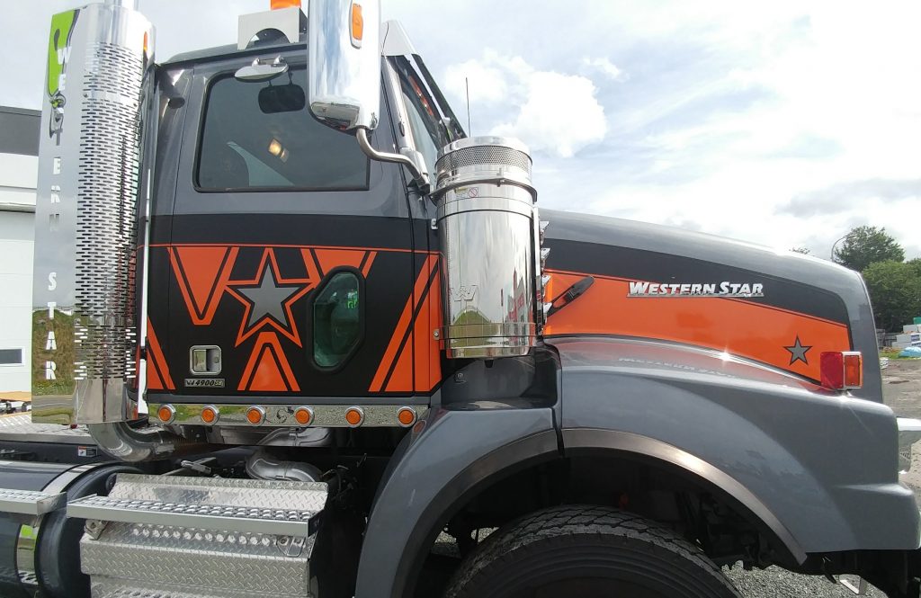 Lettrage d’un camion – Western Star