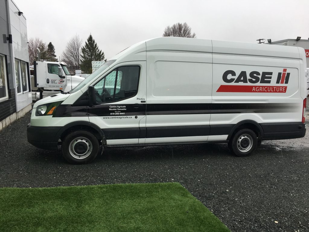 Habillage d’une camionnette pour Case IH
